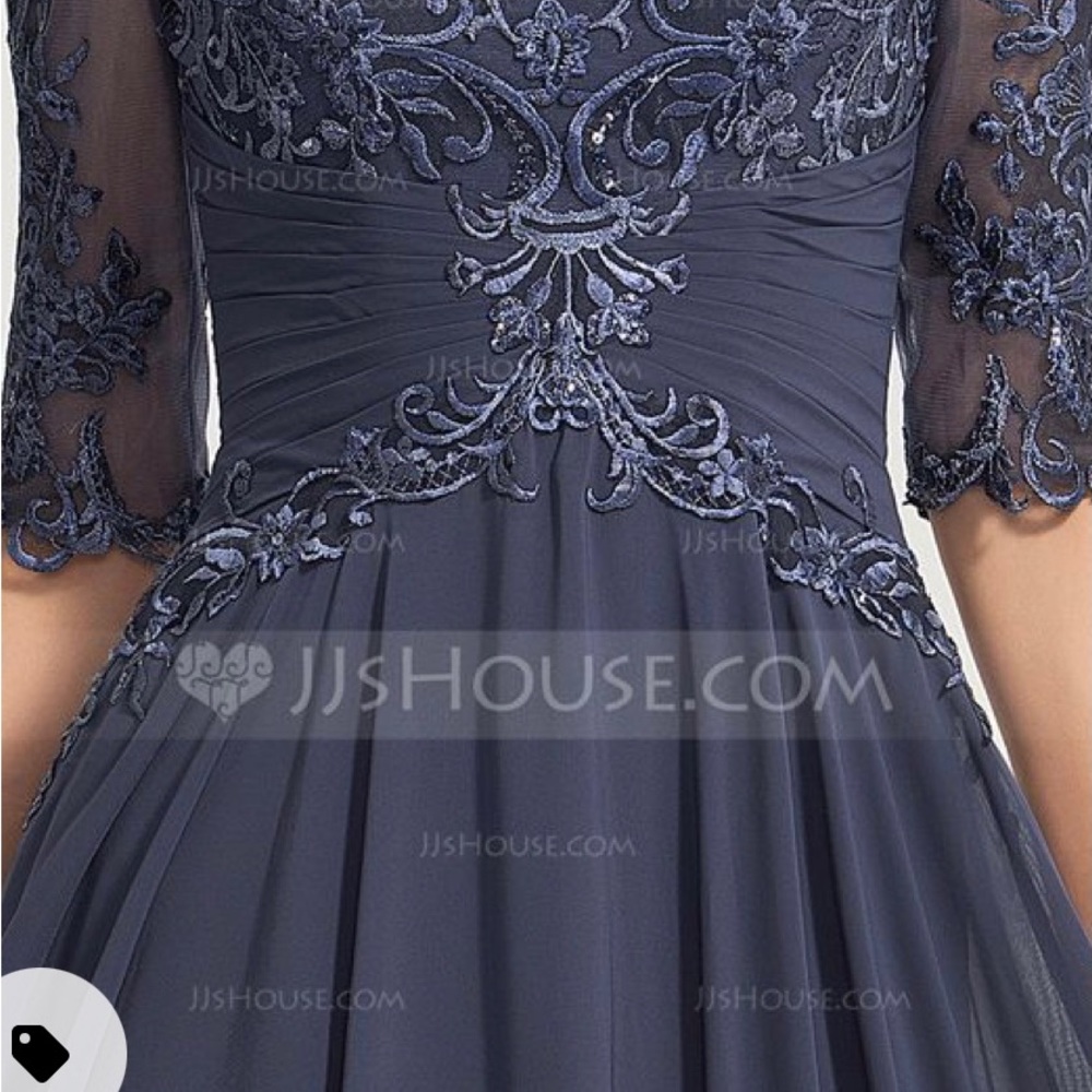 Beautiful Mother of Bride/Groom formal Gown.